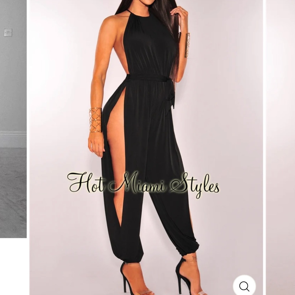 Hot Miami Styles Black Harem Jumpsuit Size Small 🖤